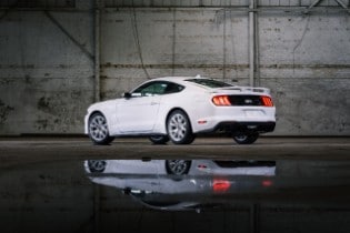 2022 Mustang Coupe Ice White Appearance Package